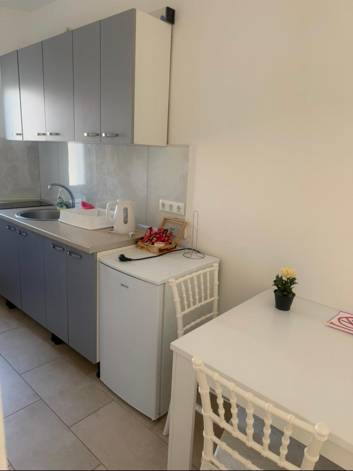 Apartmani Franciska ヤイツェ エクステリア 写真